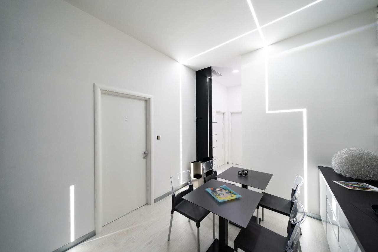 White Rooms 레조디칼라브리아 외부 사진
