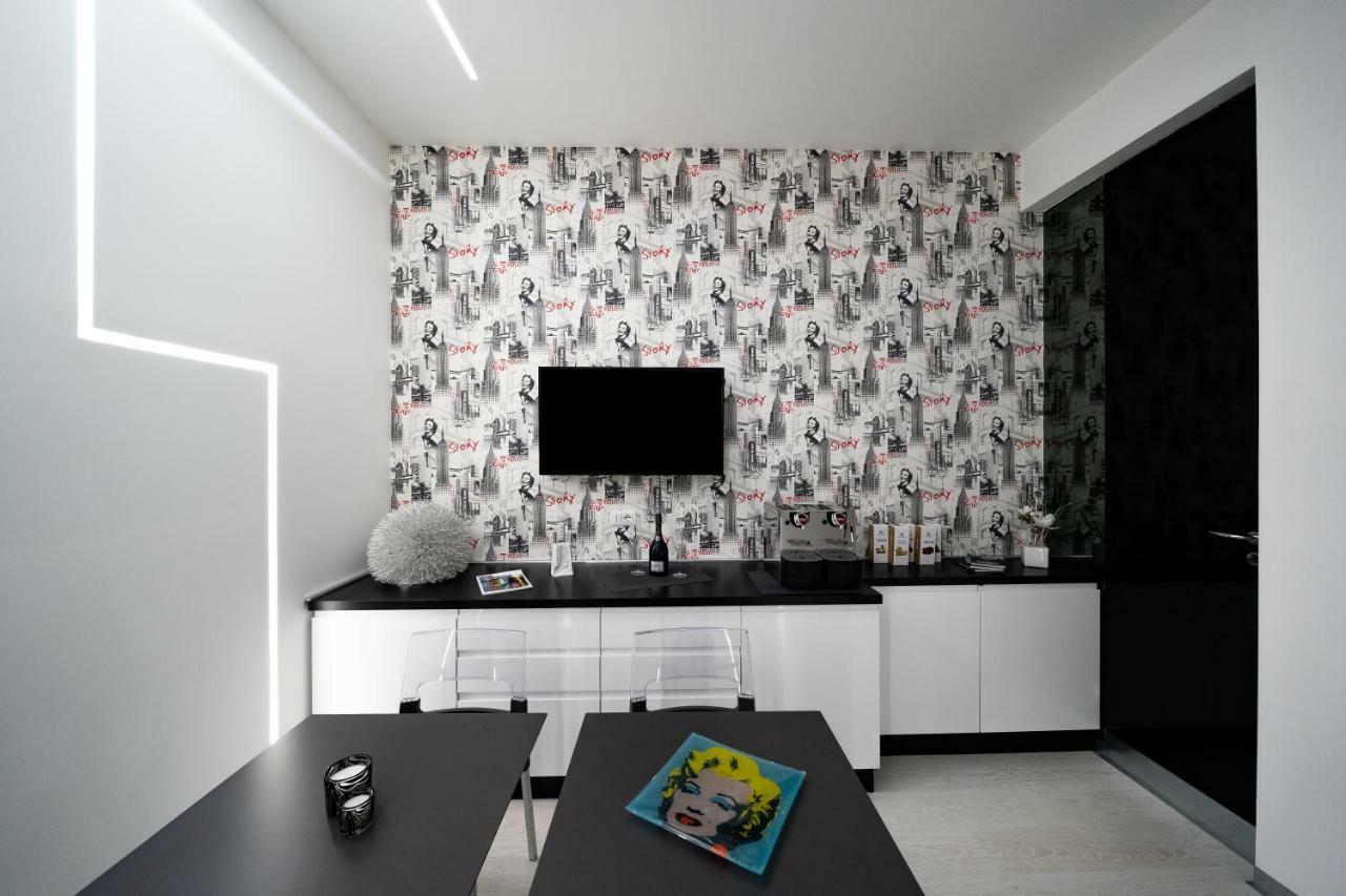 White Rooms 레조디칼라브리아 외부 사진